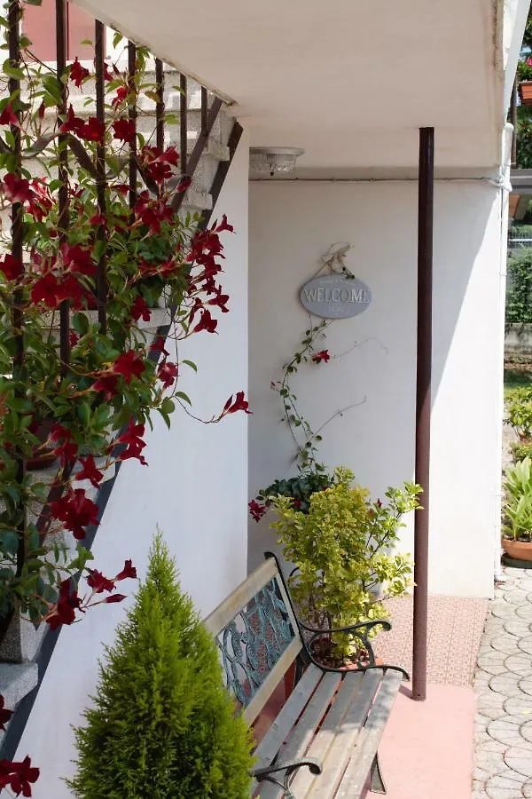 Appartamento Le Magnolie Mestre 0*,